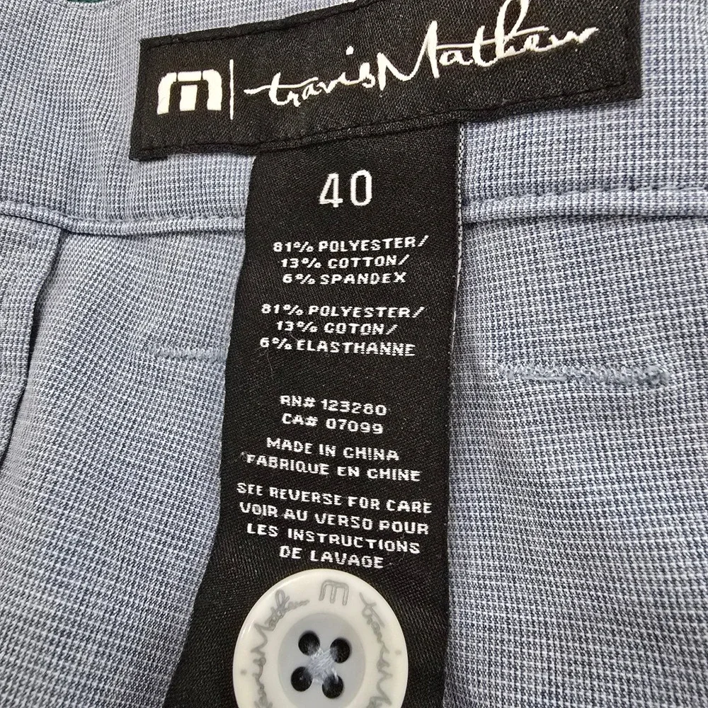 TravisMathew Mens Golf Shorts Light Blue Textured Stretch Size 40 Flat Front